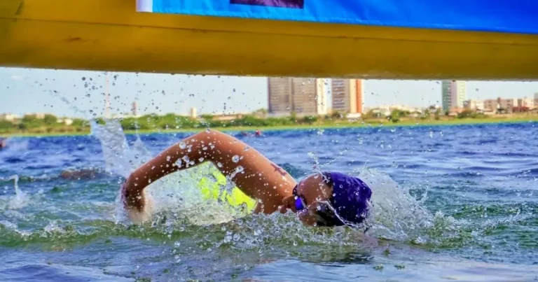 uazeiro recebe evento Travessia do Dourado e agita as águas do Velho Chico