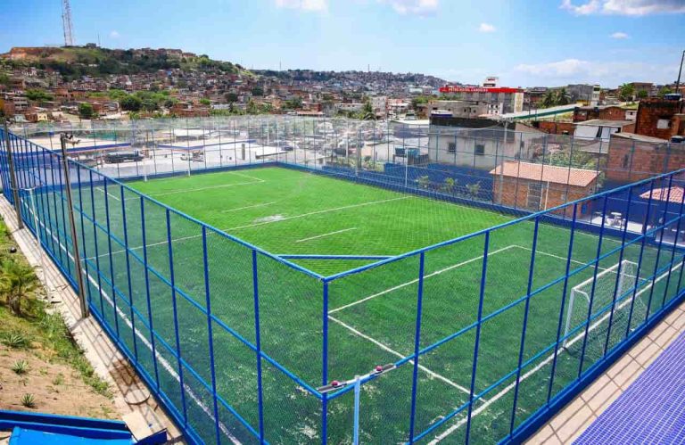 Candeias: Campo de futebol da Dom Avelar será entregue neste domingo (24)