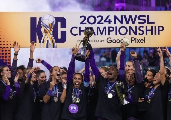 Marta é campeã com Orlando Pride na liga feminina de futebol nos EUA
