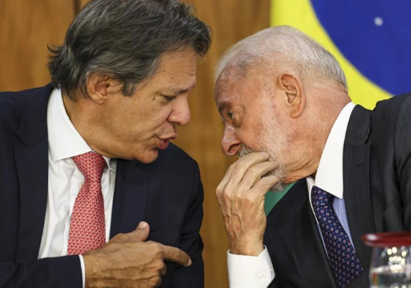 Lula se reúne Fernando Haddad para discutir corte de gastos