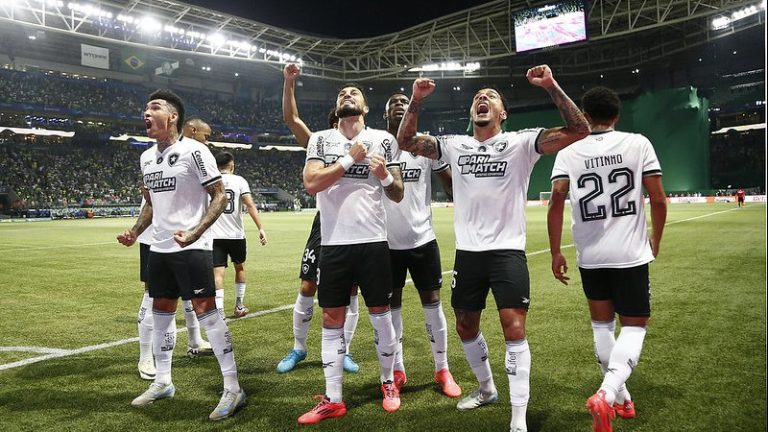 Consagração carioca: Botafogo vence o Palmeiras por 3×1 em partida emocionante