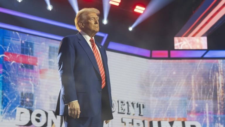 Trump fala em ‘deter loucura transgênero’ no primeiro dia de governo