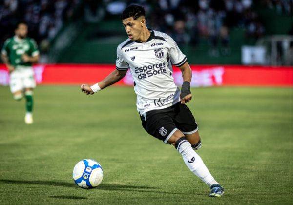 Bahia faz proposta e avança para contratar o atacante Erick Pulga, do Ceará; saiba valores