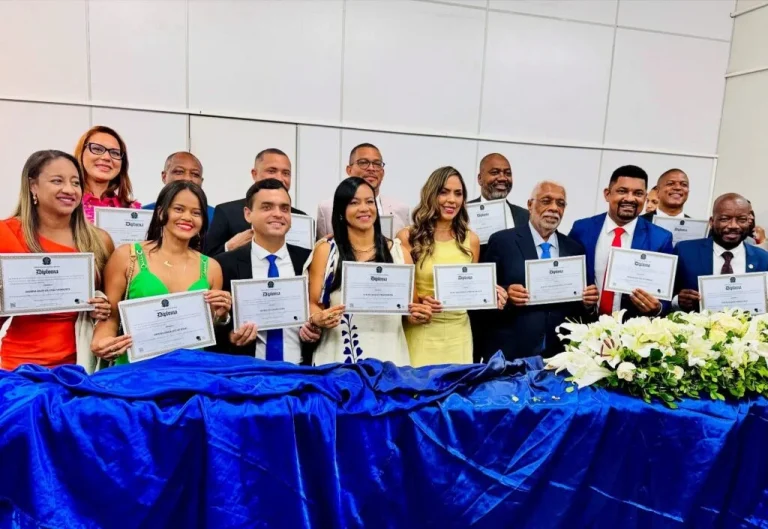 SFC: Prefeito Calmon, vice Marivaldo e vereadores eleitos são diplomados pela justiça eleitoral