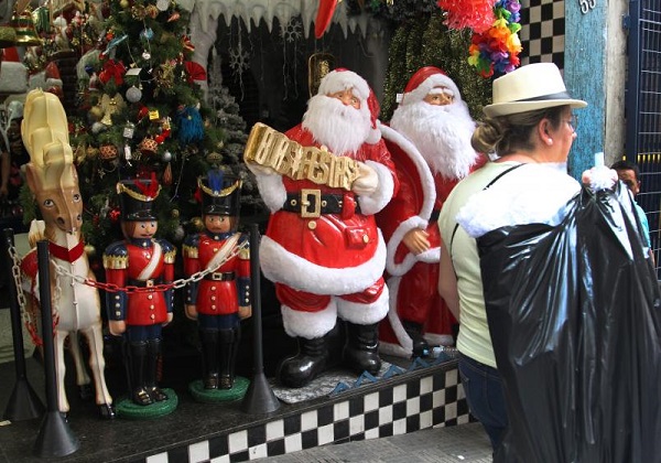 Natal deste ano deve movimentar R$ 69,75 bilhões no varejo, diz CNC