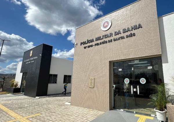 Governador entrega novas sedes das polícias Civil e Militar