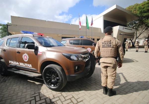 PM prende suspeitos de participação na fuga de dententos do Conjunto Penal