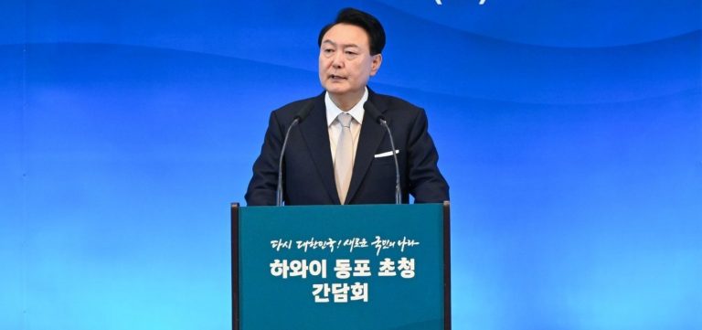 Sul-coreanos protestam após Justiça negar prorrogação da prisão de Yoon Suk Yeol