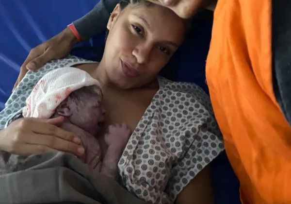 Primeiro bebê de 2025 nascido na rede pública da Bahia é um menino