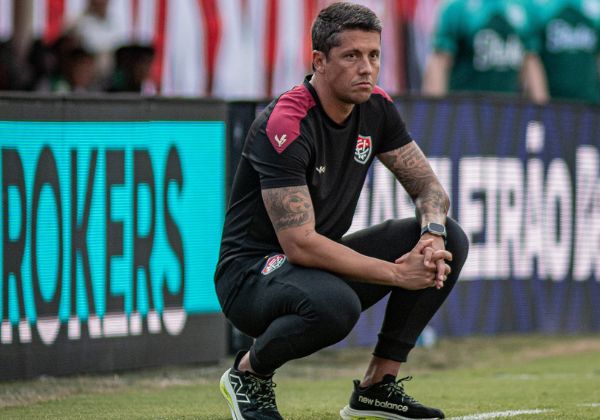 Thiago Carpini, do Vitória, desperta interesse do Cruzeiro, diz site