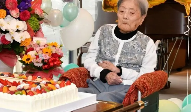Mulher mais velha do mundo morre aos 116 anos; brasileira assume lugar
