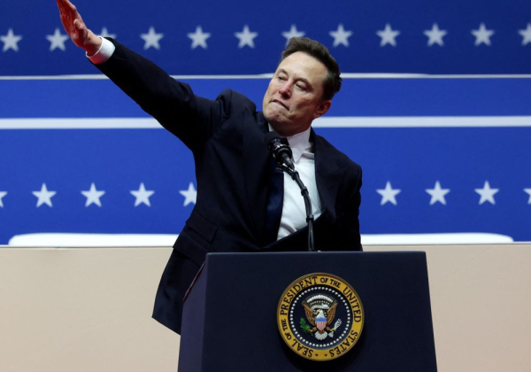 Elon Musk é acusado de fazer gesto semelhante a saudação nazista durante posse de Trump