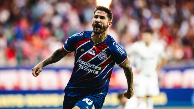 Após consulta, Vitória planeja proposta para tirar atacante Everaldo do Bahia
