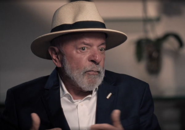‘Homens são mais apaixonados por amantes do que por esposas’, diz Lula; vídeo