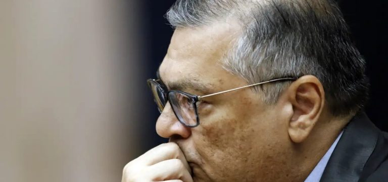 STF tem 3 votos para homologar da decisão de Dino que liberou emendas parlamentares