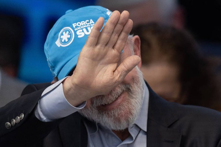 Lula vê com preocupação Senado em 2026 e diz trocar 5 governadores por 1 senador