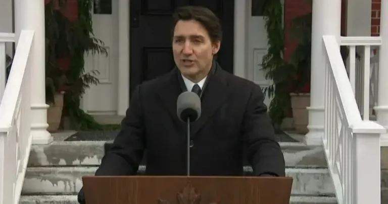 Trudeau anuncia taxação aos EUA em represália a Trump
