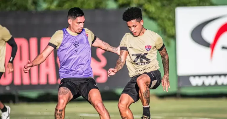 Vai encarar o Fortaleza? Matheuzinho participa de parte de treino do Vitória