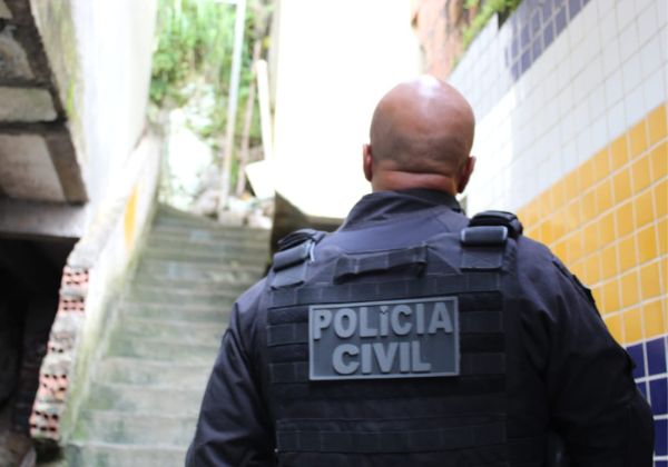 Operação Petrus prende 47 pessoas e cumpre 78 mandados de busca e apreensão em oito estados