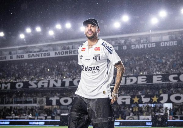 Janela de transferência tem recorde de R$ 13,6 bi em janeiro, aponta relatório da Fifa