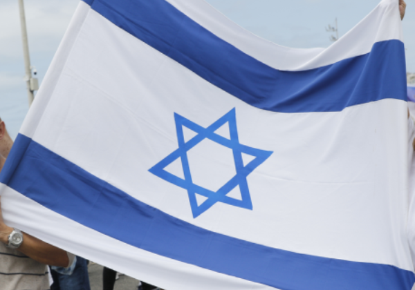 Hamas libera novos reféns israelenses em meio a cessar-fogo na Faixa de Gaza