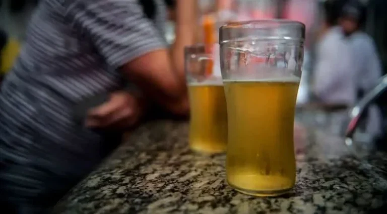 Baianos estão bebendo mais! Bahia alcança R$ 2,2 bilhões em gastos com bebidas alcoólicas em 2024
