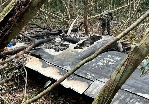 Traficantes morrem após FAB abater avião com drogas na fronteira com a Venezuela