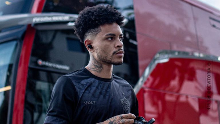 Matheuzinho publica mensagem enigmática após saída de Wagner Leonardo do Vitória