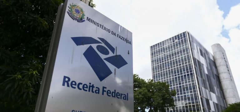 Receita Federal paga lote da malha fina de março com restituições de 120 mil contribuintes