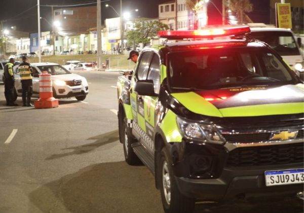 Autuações por transporte clandestino crescem 115% no penúltimo dia de Carnaval