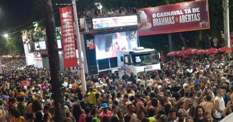 Prepara a capa: Sábado de Carnaval deve ter céu nublado e chuvas durante todo o dia, diz previsão
