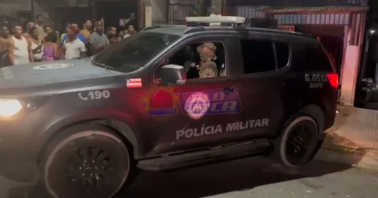Bandidos se rendem após quatro horas mantendo família refém em São Marcos