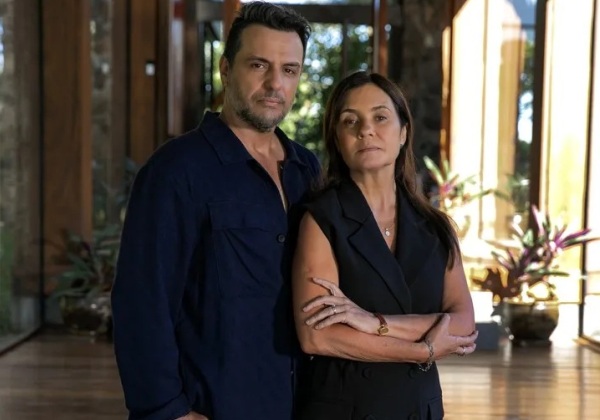 Adriana Esteves e Rodrigo Lombardi encerram contrato fixo com a Globo