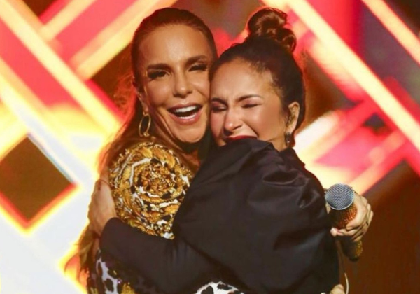 Claudia Leitte curte publicação que a compara com Ivete Sangalo e gera polêmica