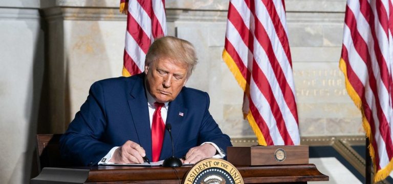 EUA criticam Brasil em relatório sobre novo tarifaço de Trump