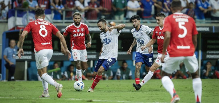 Bahia sai na frente, mas cede o empate ao Internacional pela Libertadores