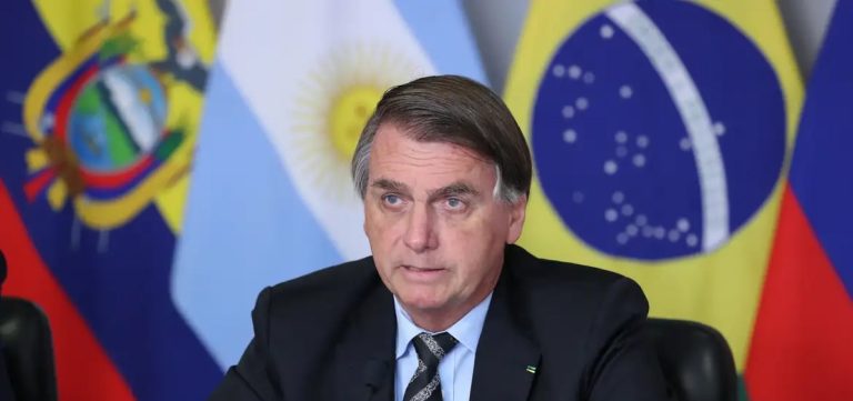 Quaest: 49% acreditam que Bolsonaro participou de plano de golpe em 2022