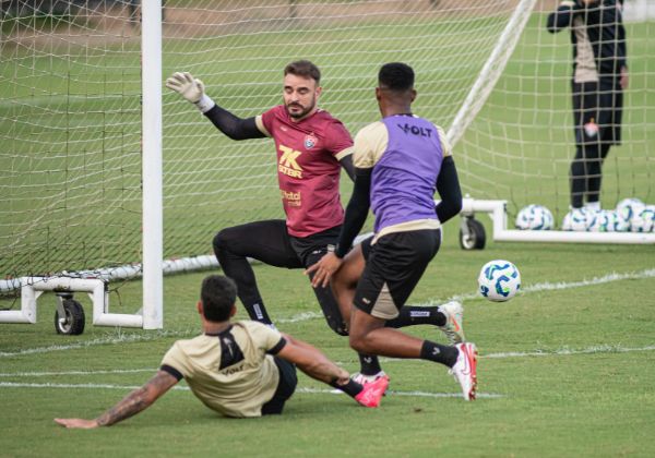 Após folga de dois dias, Vitória retoma atividades de olho no Ceará