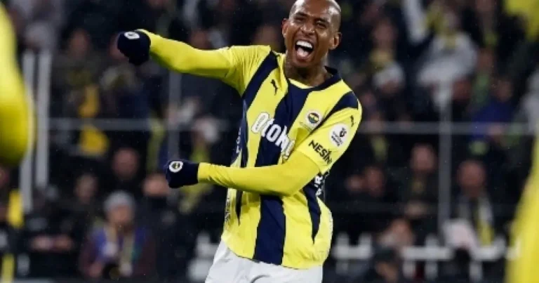 Ex-Bahia, Anderson Talisca marca hat-trick com direito a golaço na Liga Turca