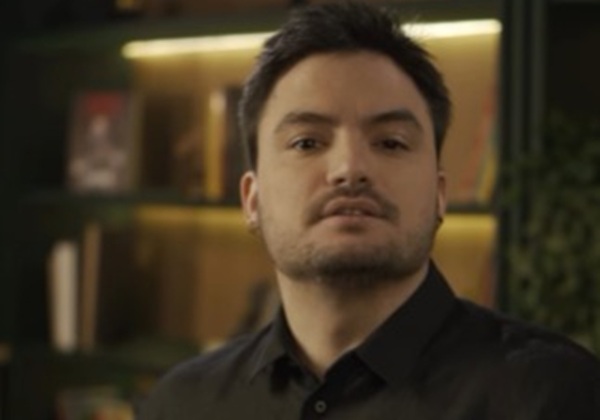 Felipe Neto anuncia candidatura à presidência nas eleições de 2026