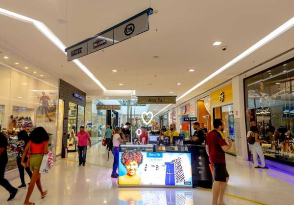 Confira os horários de funcionamento de shoppings e centros comerciais no feriadão