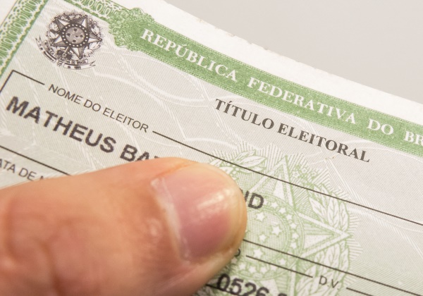 Mais de 260 mil eleitores podem ter título cancelado; prazo para regularização é até 19 de maio