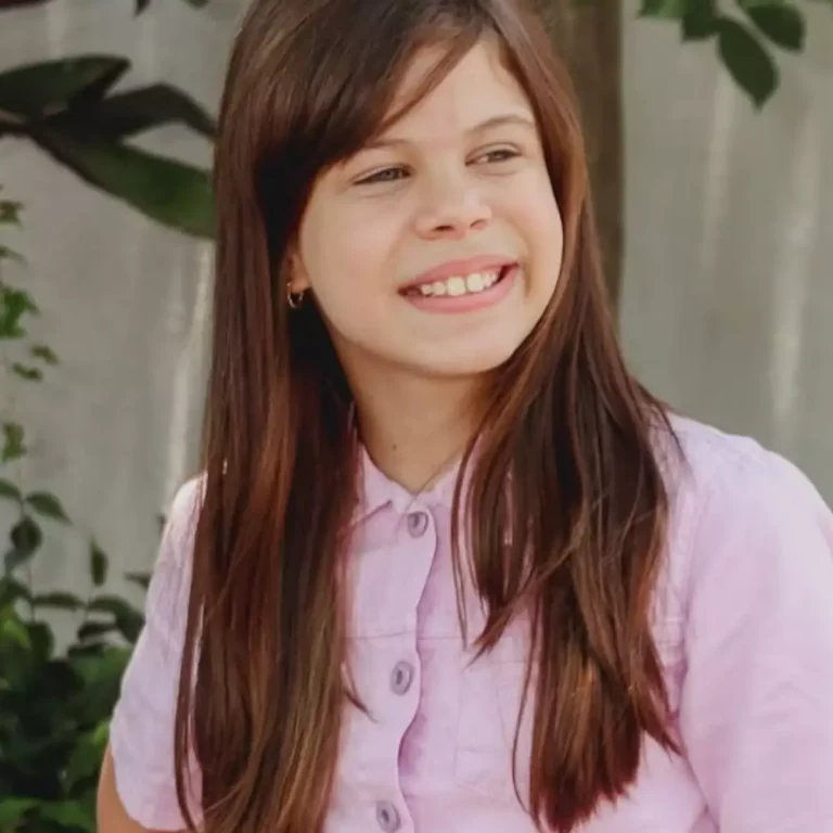Atriz mirim do SBT é internada em estado grave após descoberta de tumor cerebral e 7 paradas cardíacas