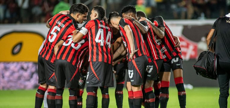 Vitória x Santos: veja onde assistir, horário e prováveis escalações do jogo