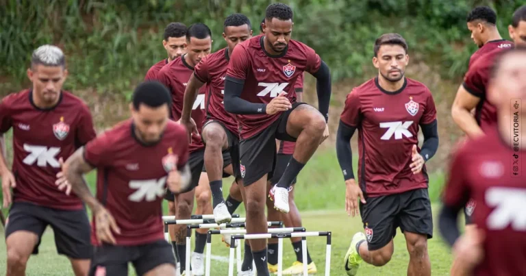 Com evolução de lesionados, Vitória segue preparação para encarar o Santos