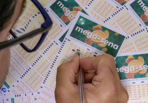 Mega-Sena acumula em R$ 45 milhões e ninguém leva prêmio