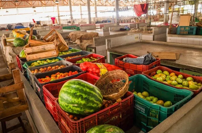 Candeias: Vendedores de hortifrúti do Centro de Abastecimento são convocados para atualização cadastral