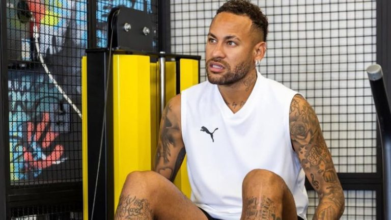 Após comentar em foto sensual de atriz famosa, Neymar é detonado na web; confira