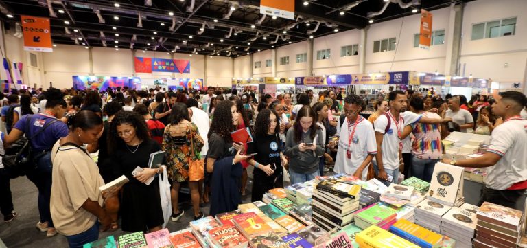 MInC autoriza captação de patrocínio para concretizar Bienal do Livro da Bahia em 2026