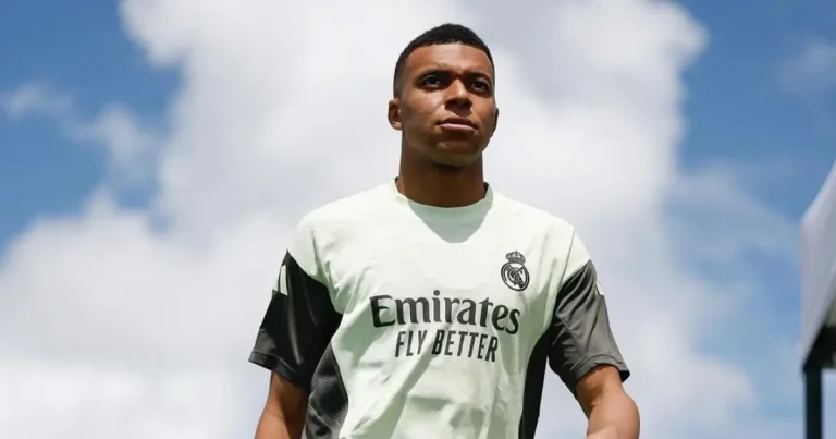 Mbappé processa PSG por assédio moral e cobra mais de R$ 330 milhões em salários e bônus